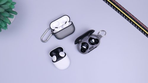bluetooth earbuds